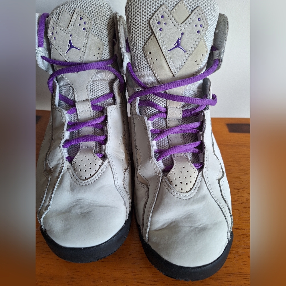 Air Jordan True Flight GS 'Base Grey Purple Venom' 6.5Y - Picture 6 of 11